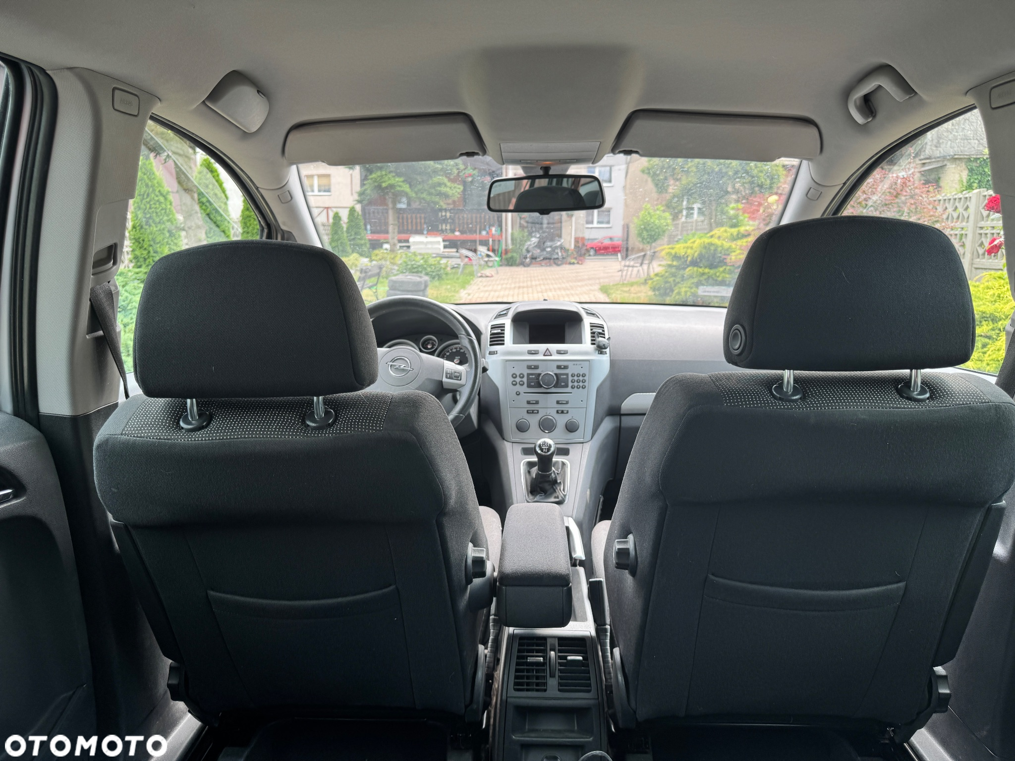 Opel Zafira - 9