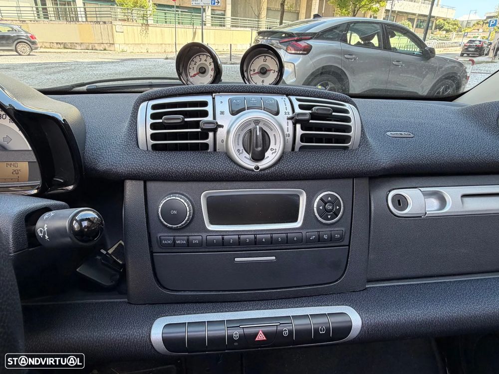 Smart Fortwo Cabrio 1.0 mhd Passion 71 Softouch - 8