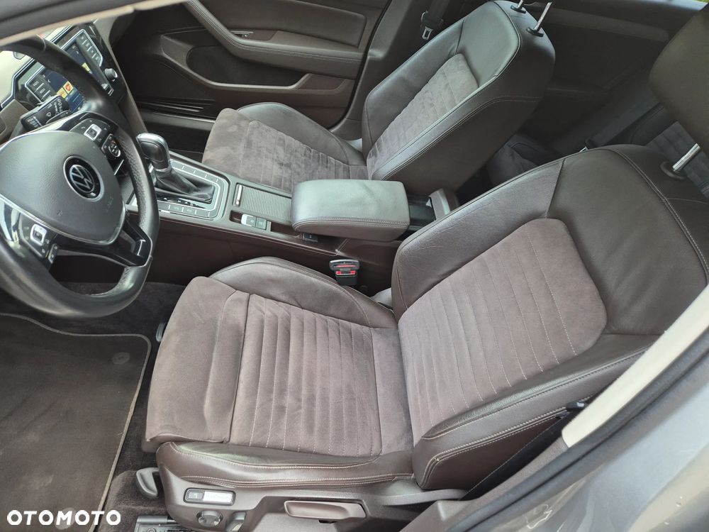 Volkswagen Passat 1.8 TSI (BlueMotion Technology) DSG Highline - 14