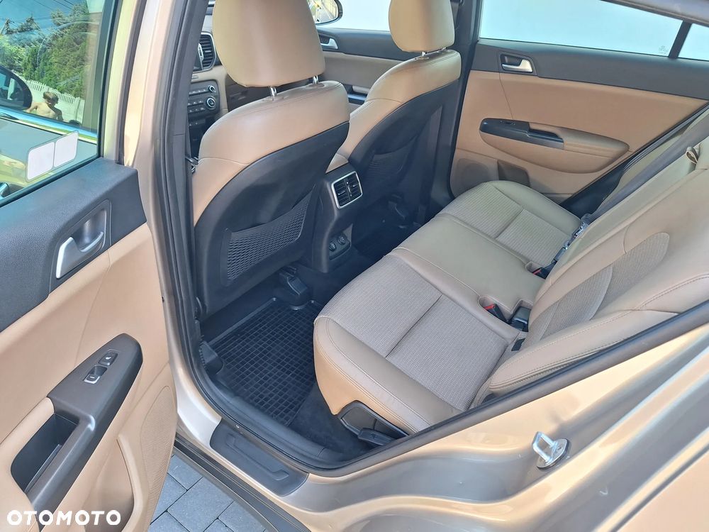 Kia Sportage 1.6 GDI Business Line 2WD - 22