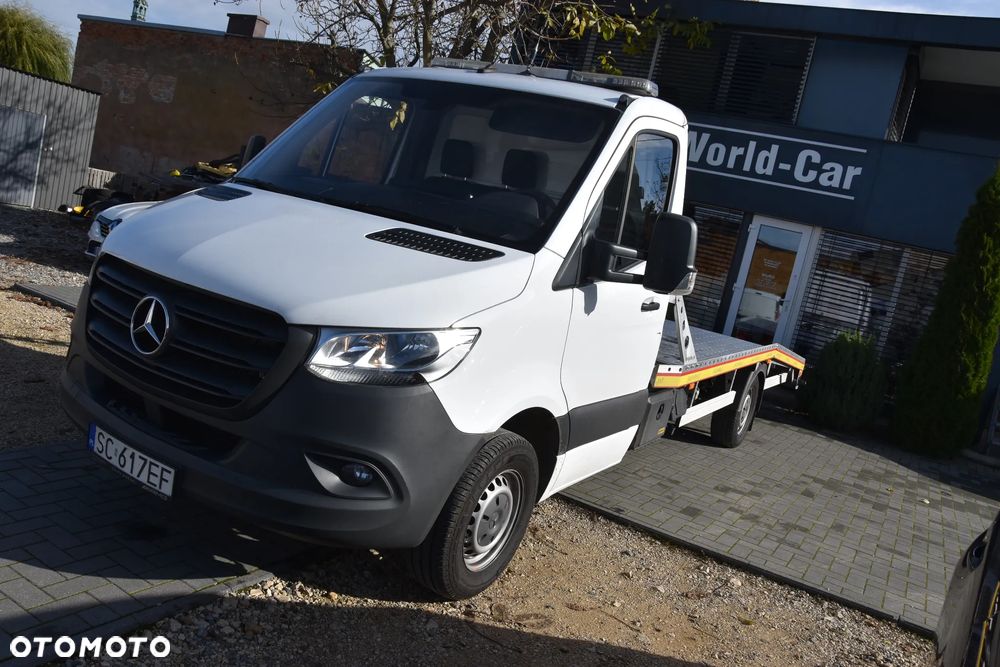 Mercedes-Benz Sprinter - 1