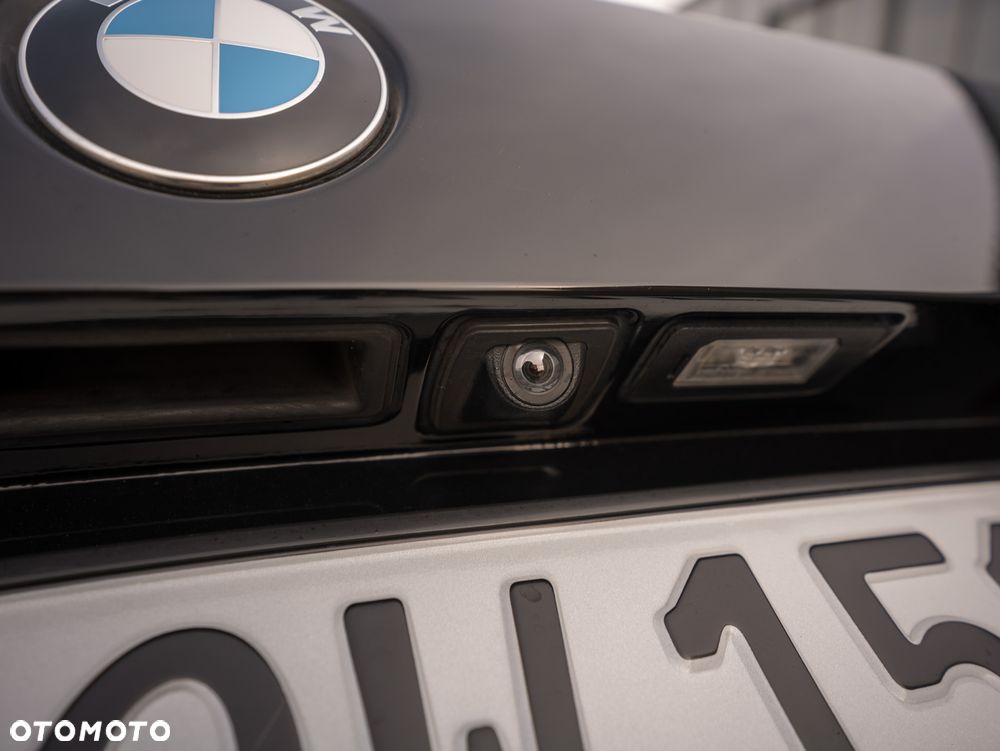 BMW X1 sDrive18d - 37