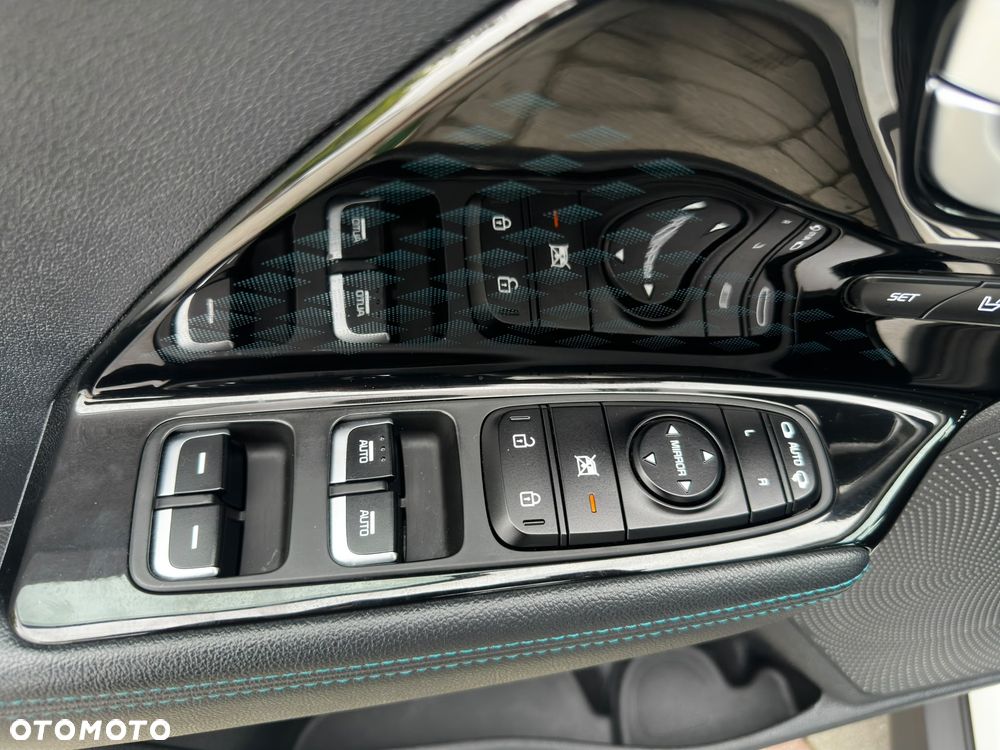 Kia Niro 64kWh XL - 25