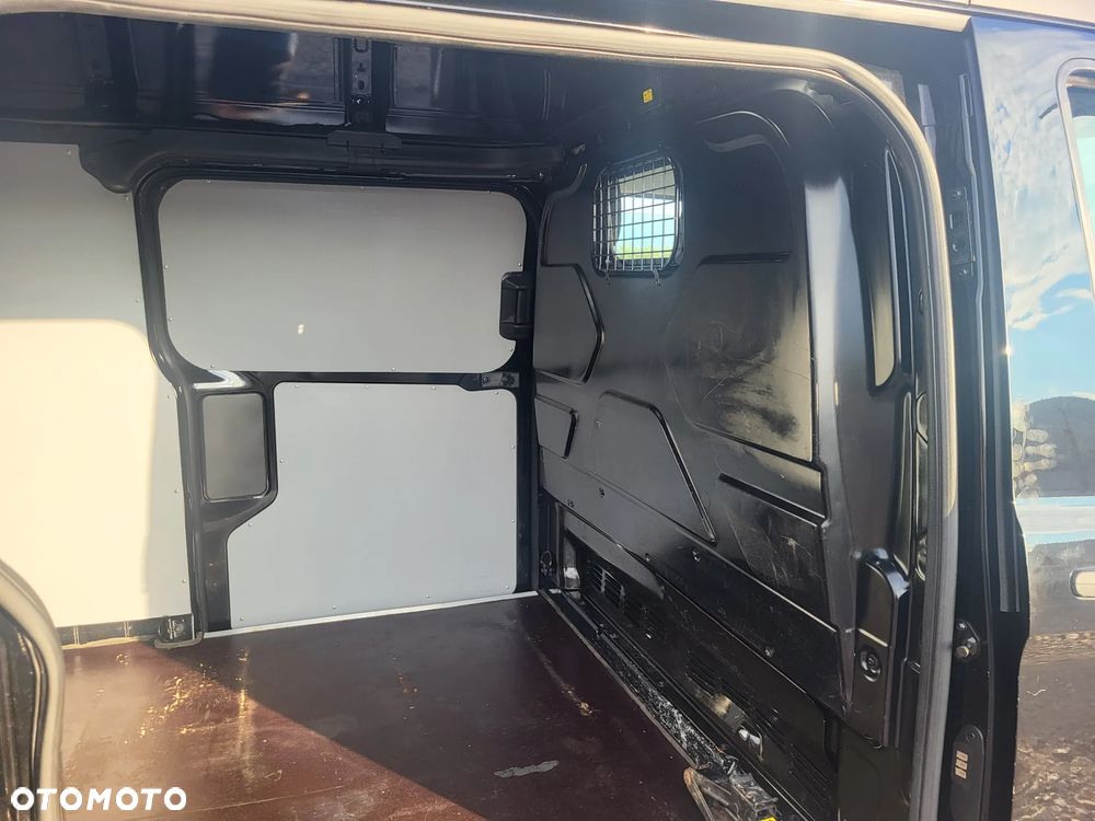 Ford Transit Custom - 25