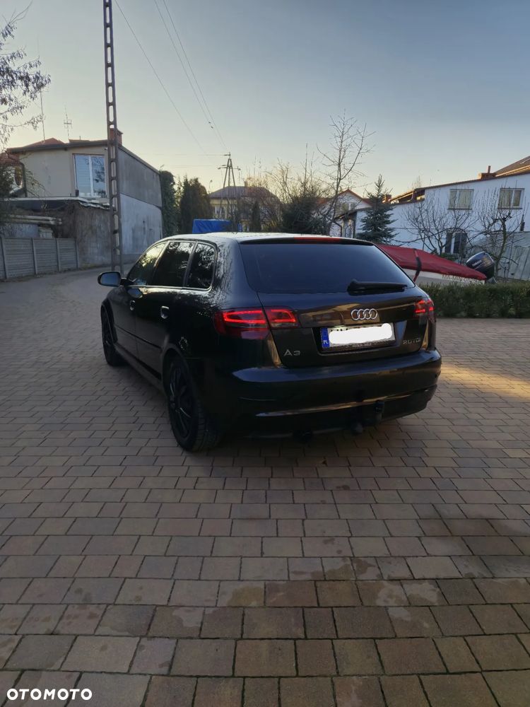 Audi A3 Sportback 2.0 TDI DPF Ambition - 18