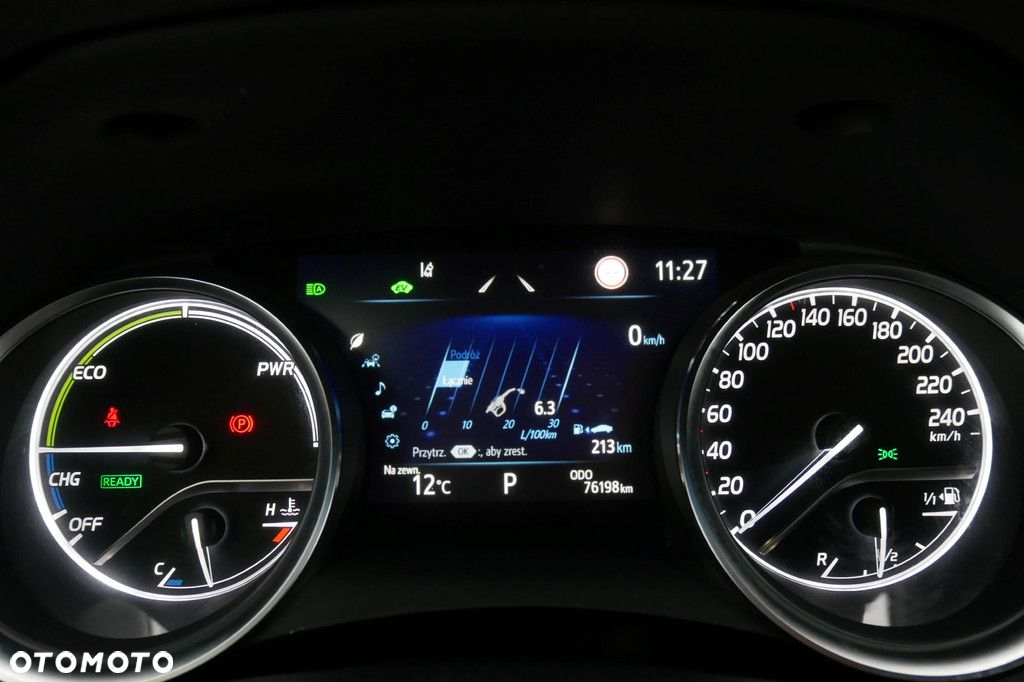 Toyota Camry - 9