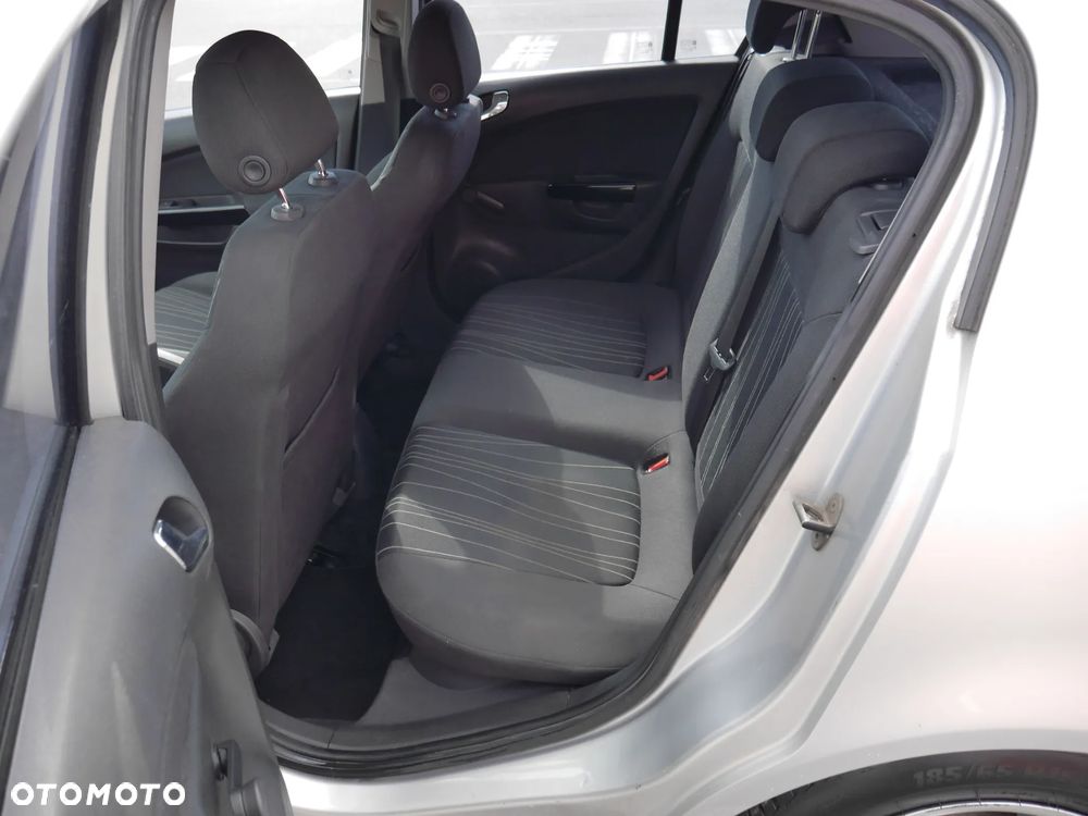 Opel Corsa 1.4 16V Enjoy - 13