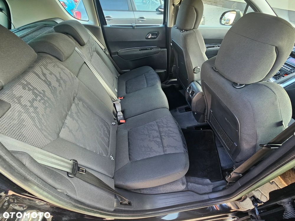 Peugeot 3008 1.6 HDi Premium - 11