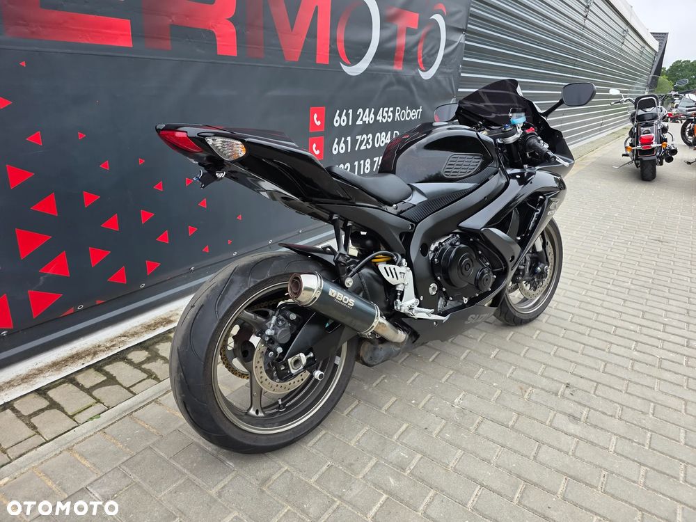 Suzuki GSX-R - 7