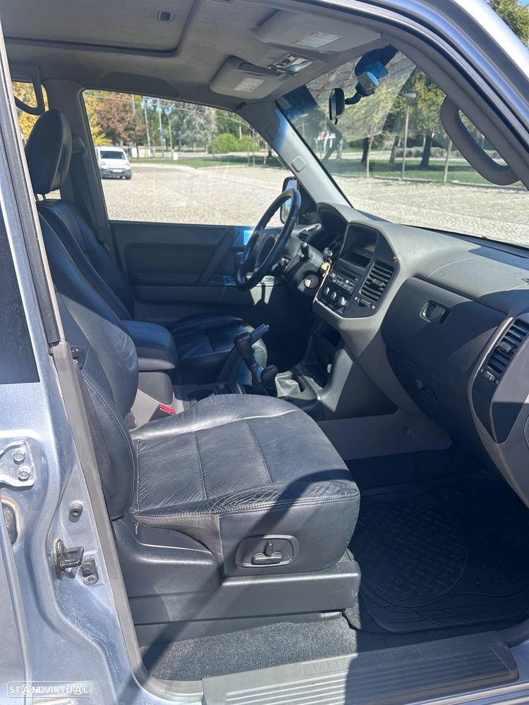 Mitsubishi Pajero 3.2 DI-D GLS - 5