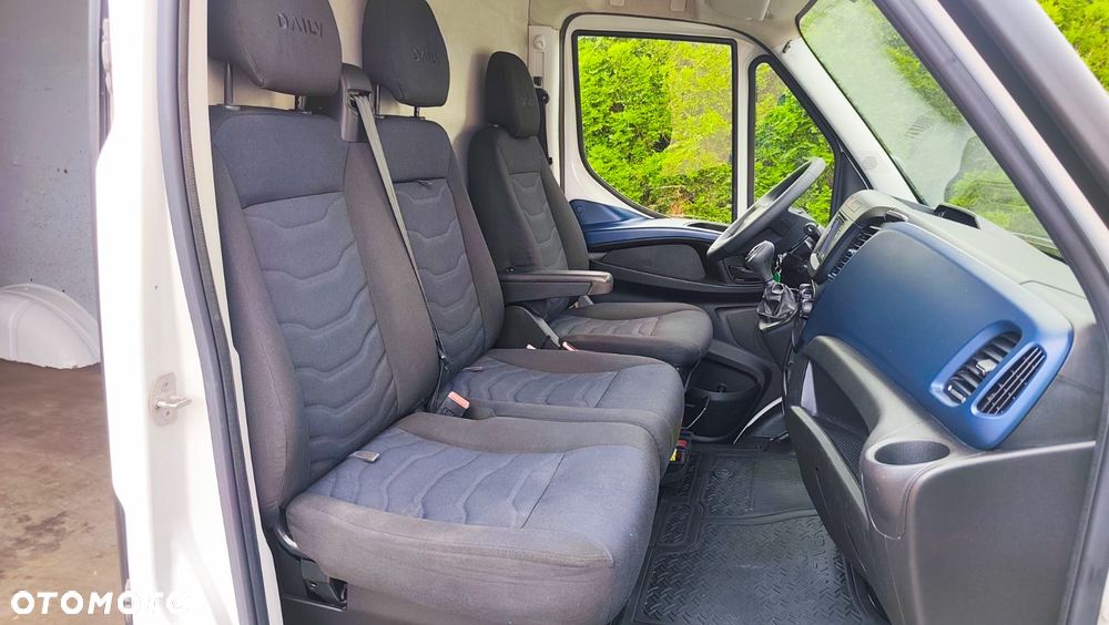 Iveco Daily Hi-Matic 35S160 - 11