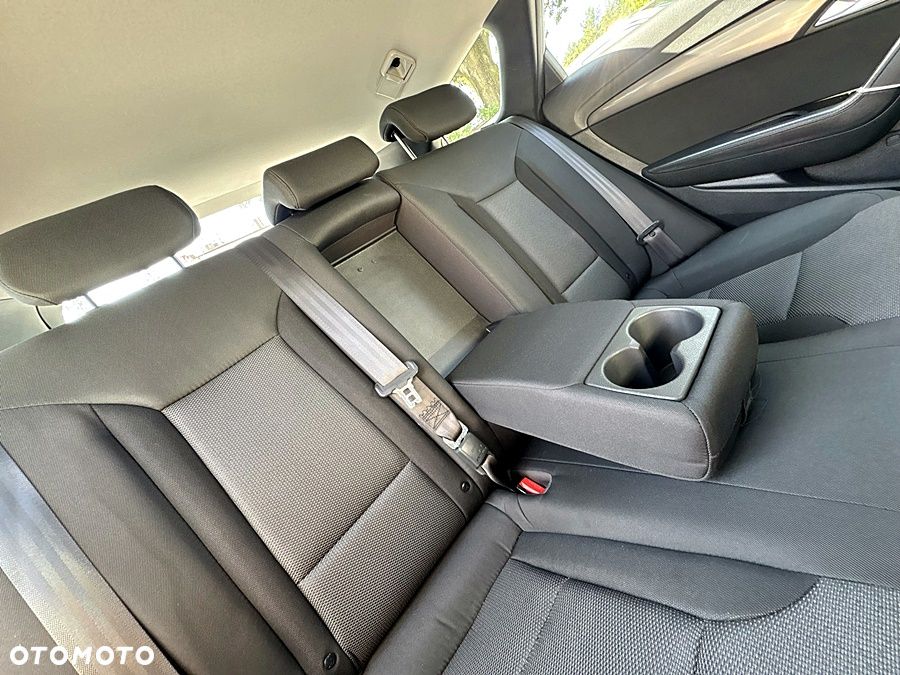 Hyundai i40 Kombi blue 1.7 CRDi Premium - 20