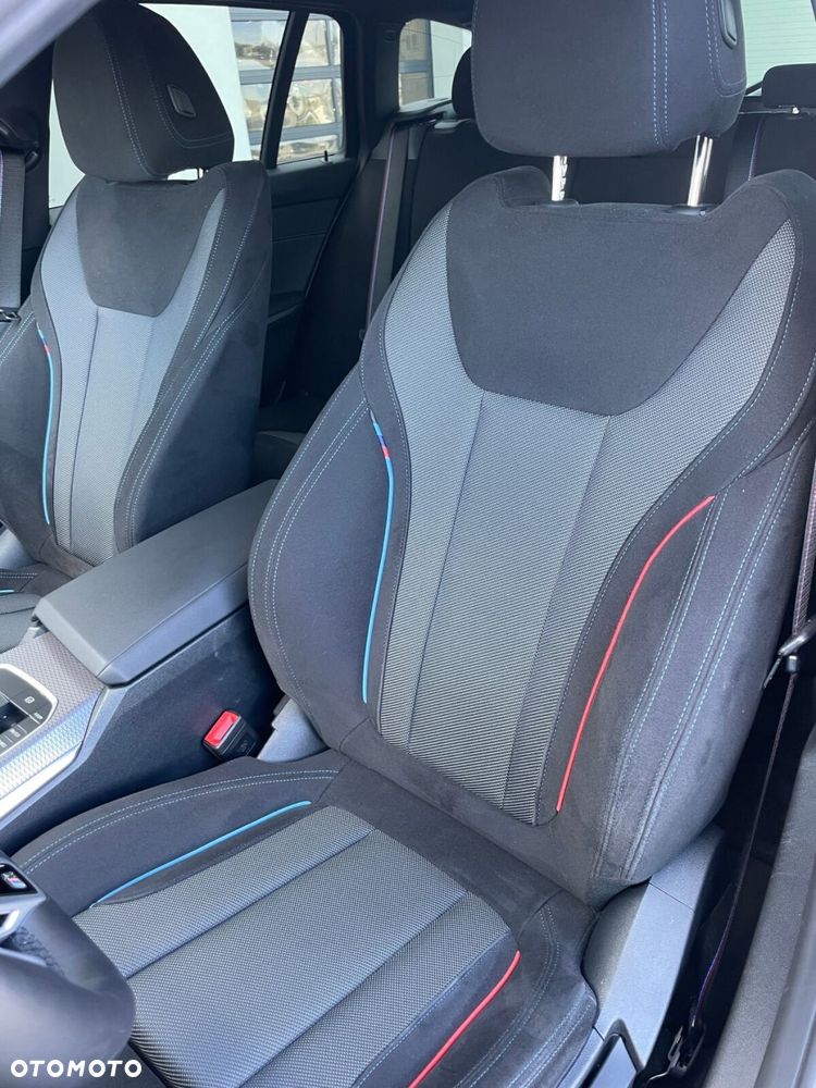 BMW Seria 3 330i M Sport sport - 13