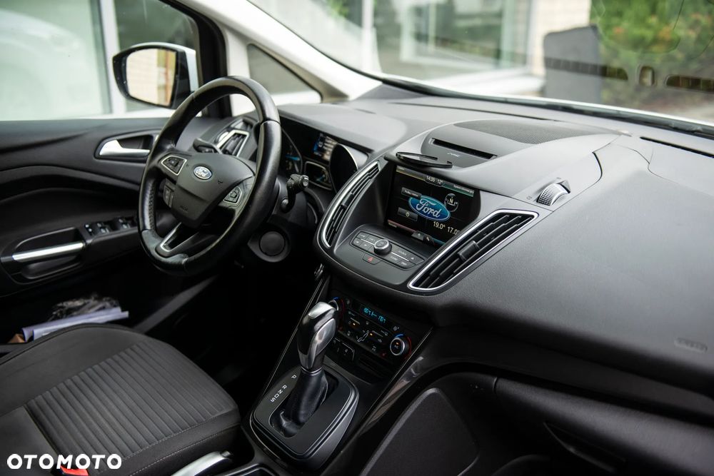 Ford C-MAX 2.0 TDCi Start-Stop-System Titanium - 25