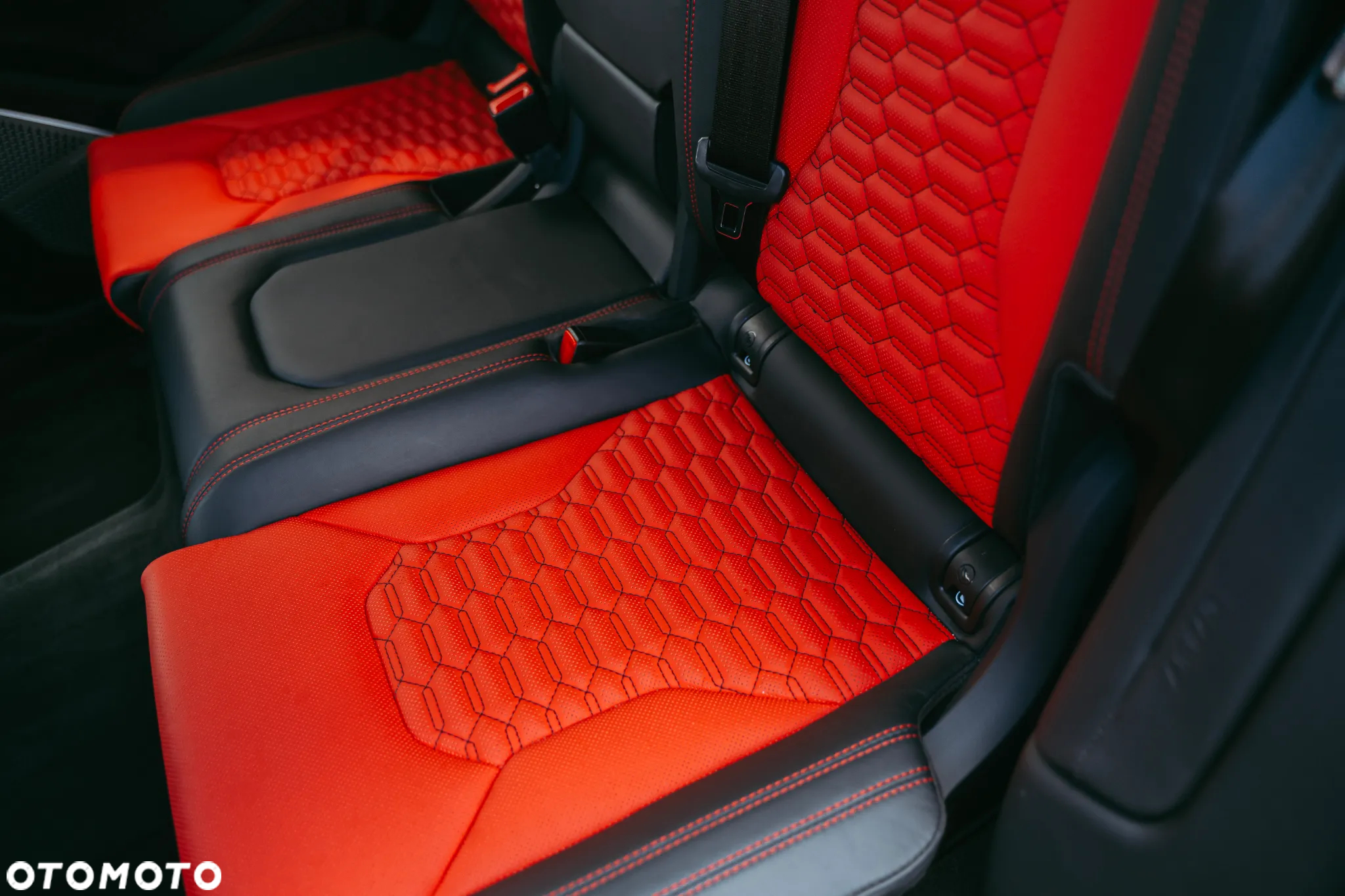 Lamborghini Urus - 24