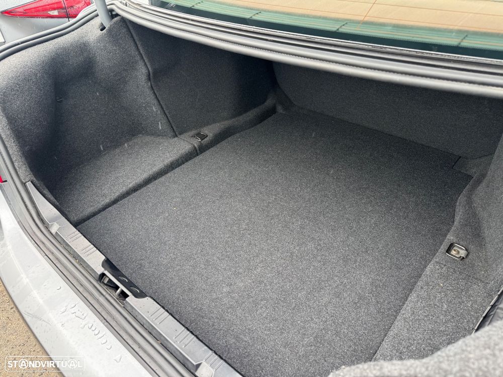 BMW 520 dA Executive - 39