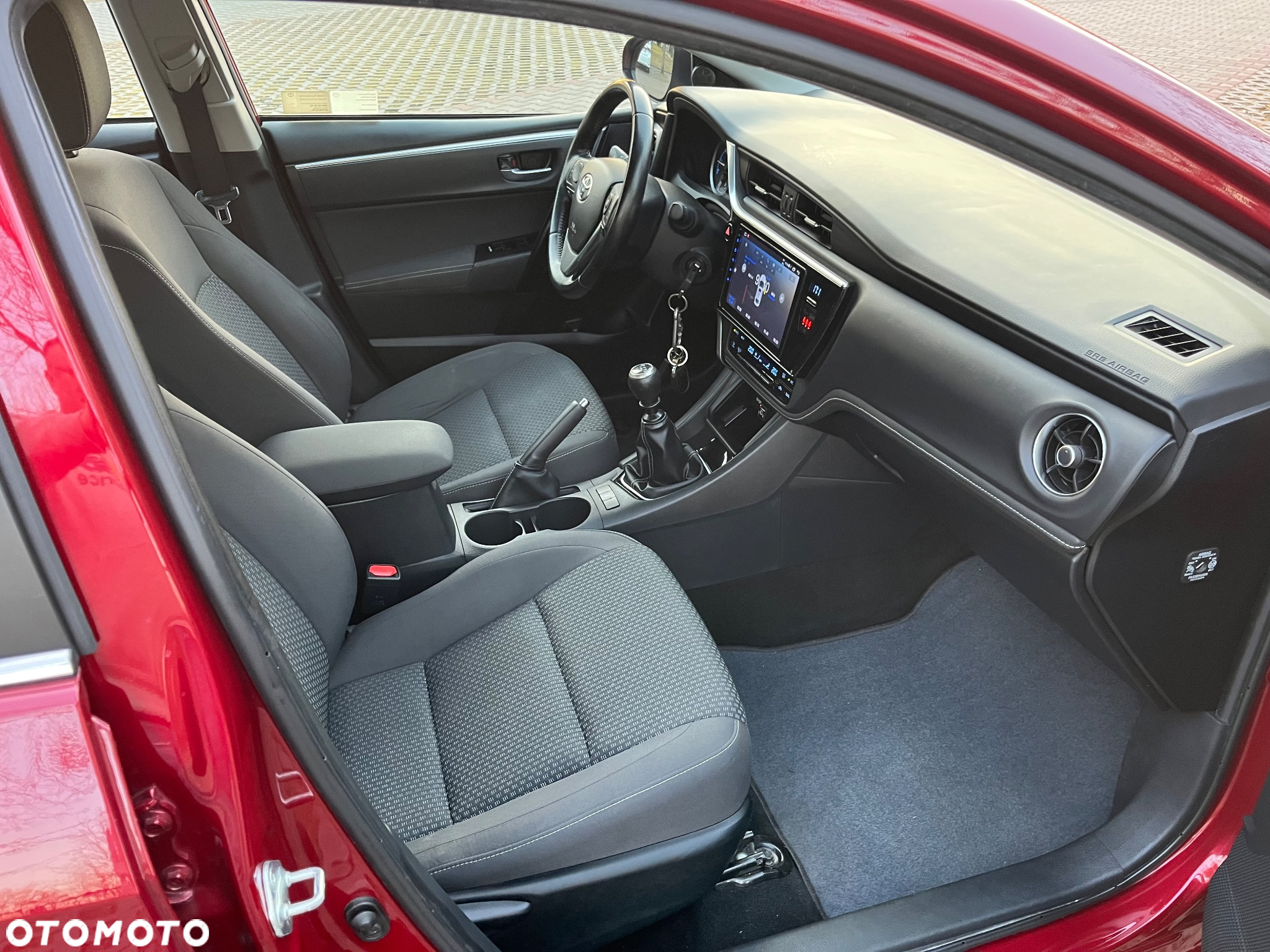 Toyota Corolla - 11