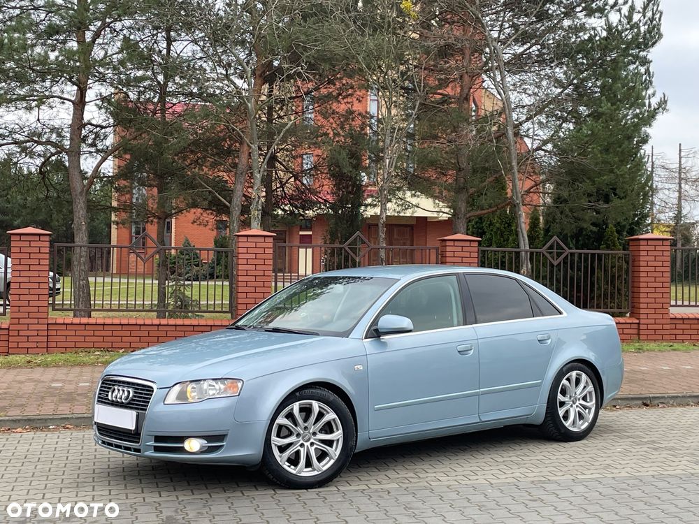 Audi A4 Limousine - 9