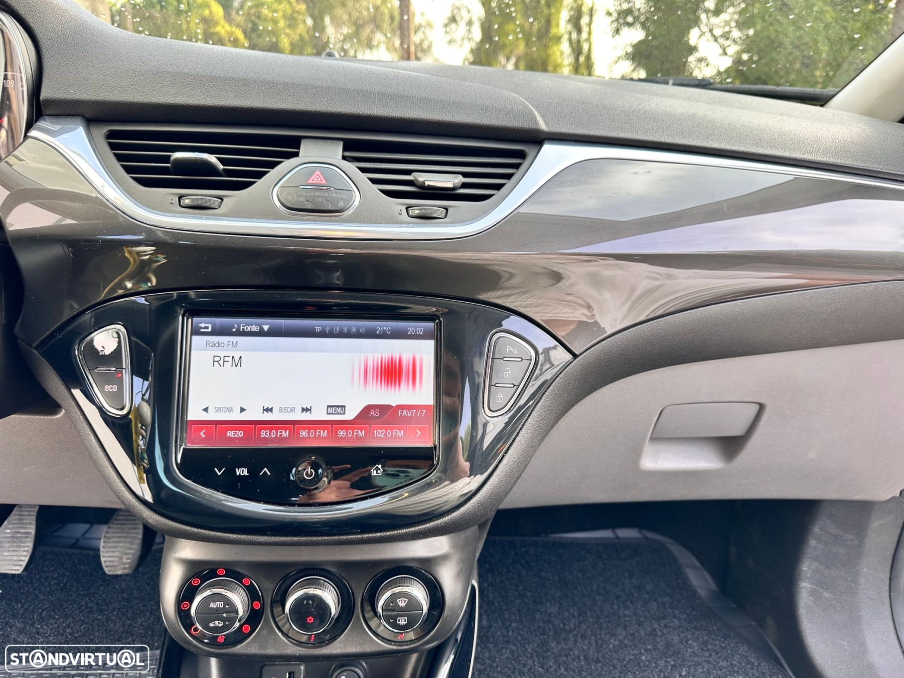 Opel Corsa 1.4 Cosmo - 16