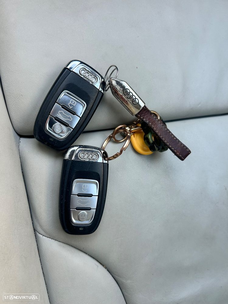 Audi Q5 3.0 TDI Exclusive S-tronic - 12
