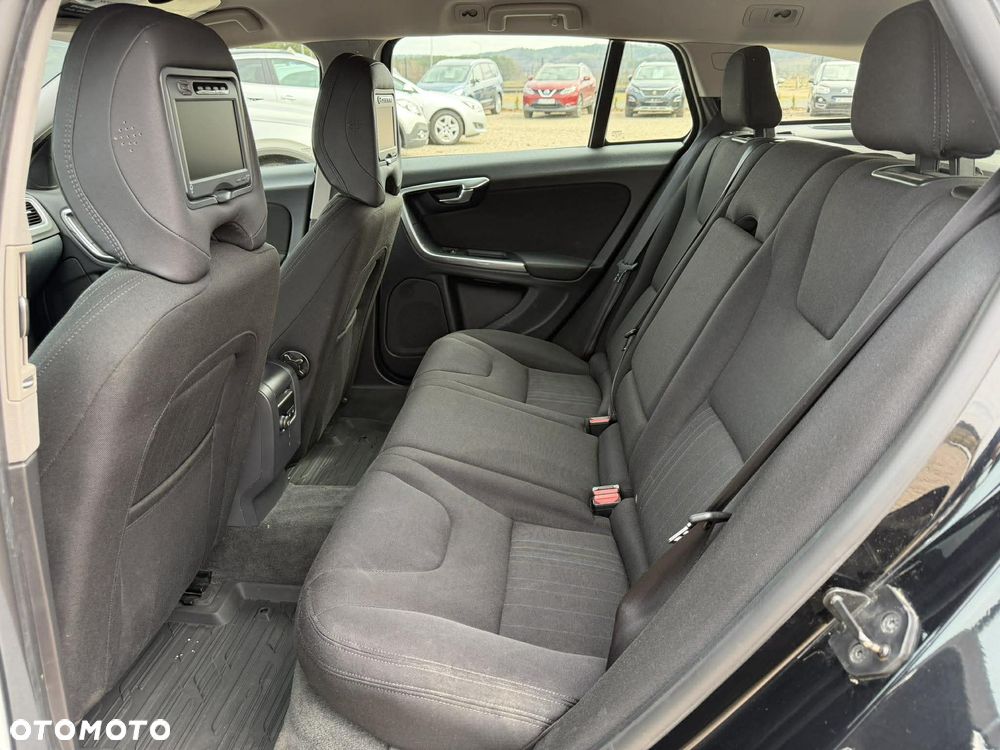 Volvo V60 D3 Geartronic Summum - 12