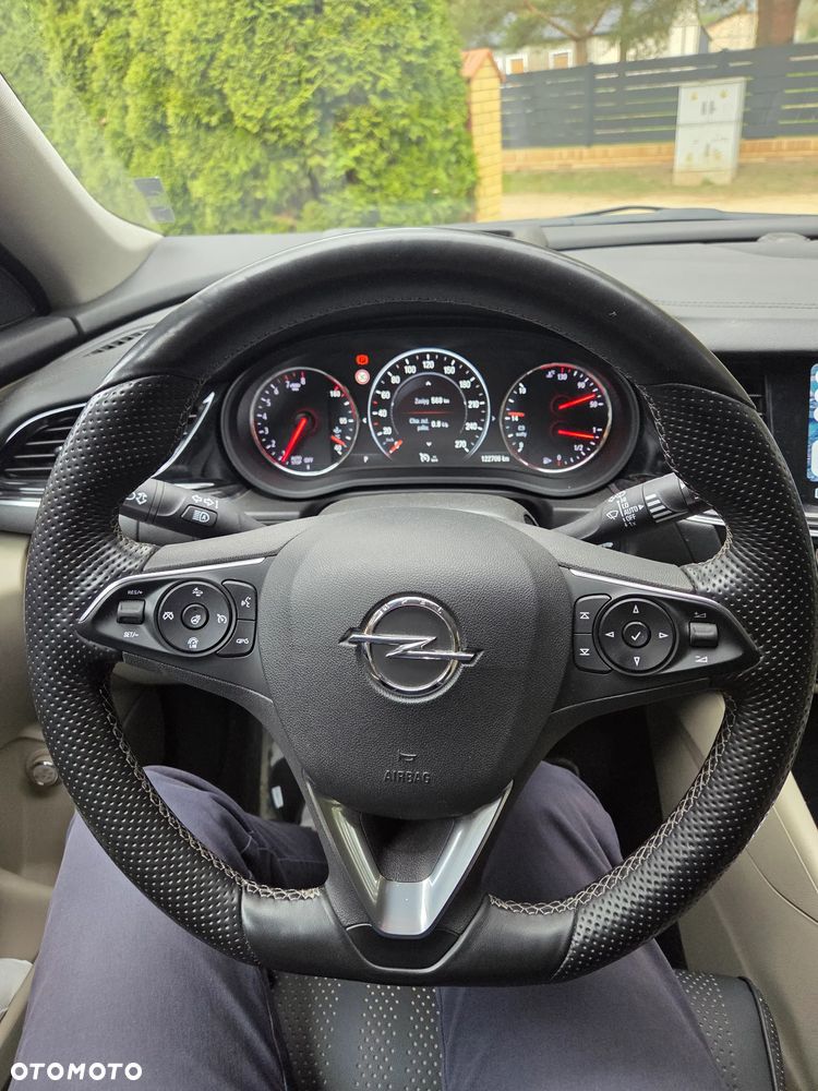 Opel Insignia 1.5 T Exclusive S&S - 26