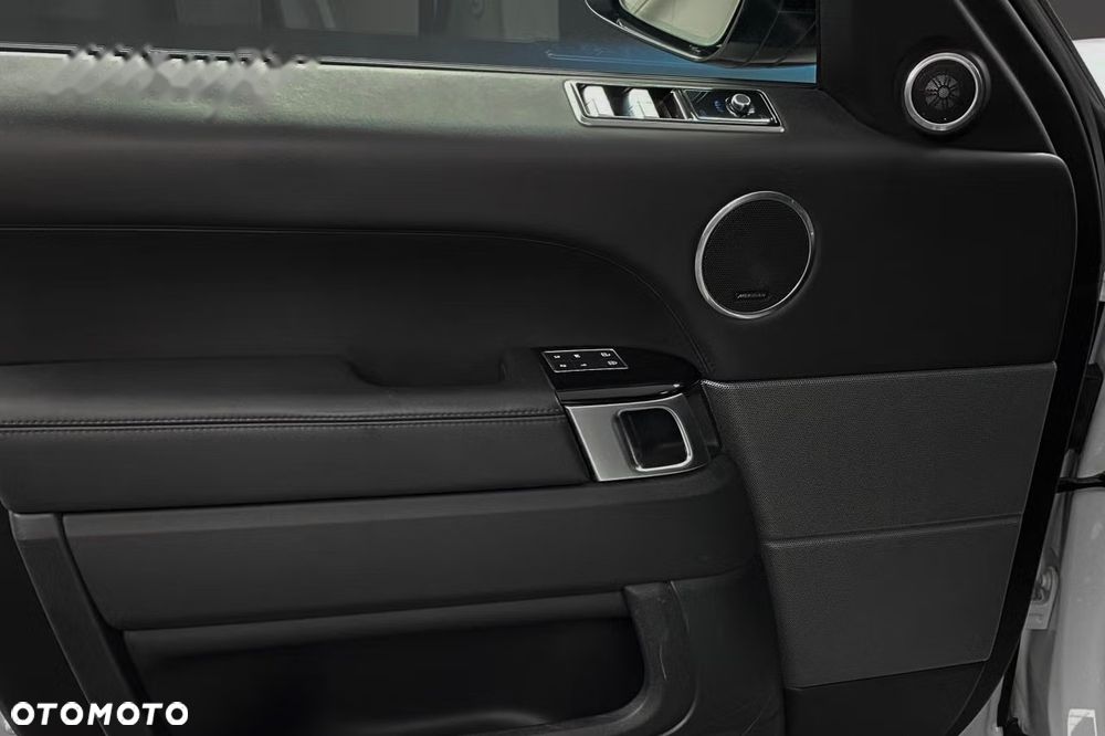Land Rover Range Rover Sport - 16