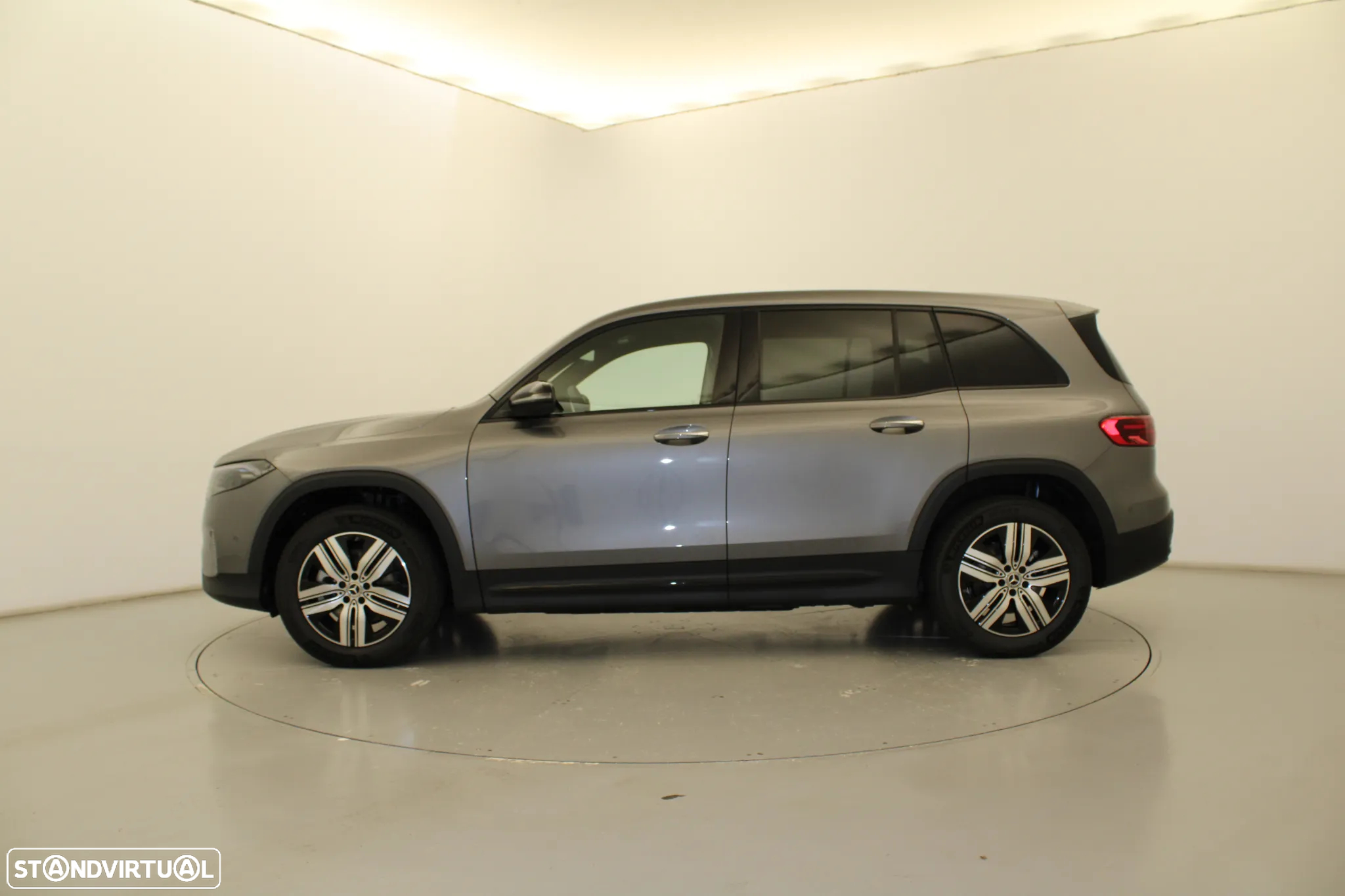 Mercedes-Benz EQB 250+ Edition - 12