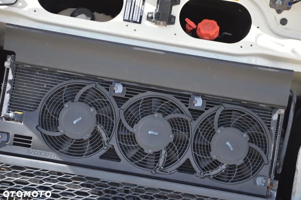 Volvo FH 500 XL | KLIMA POST. | ZŁOTY KONTRAKT | 2 ZBIORNIKI - 17