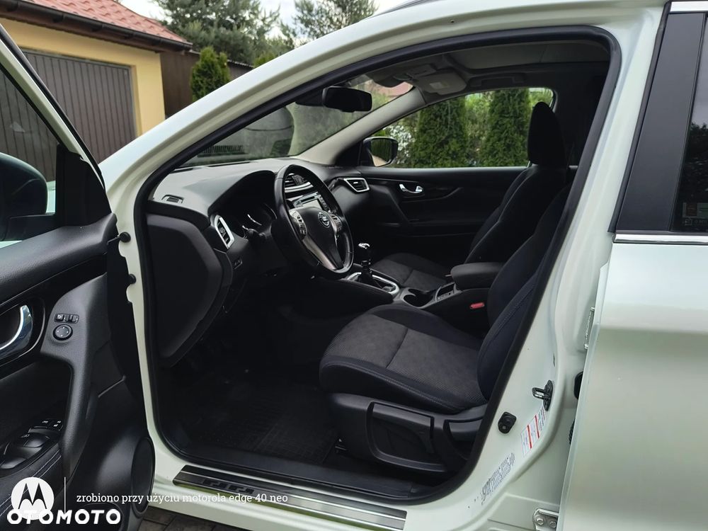 Nissan Qashqai 1.6 DIG-T Tekna - 22