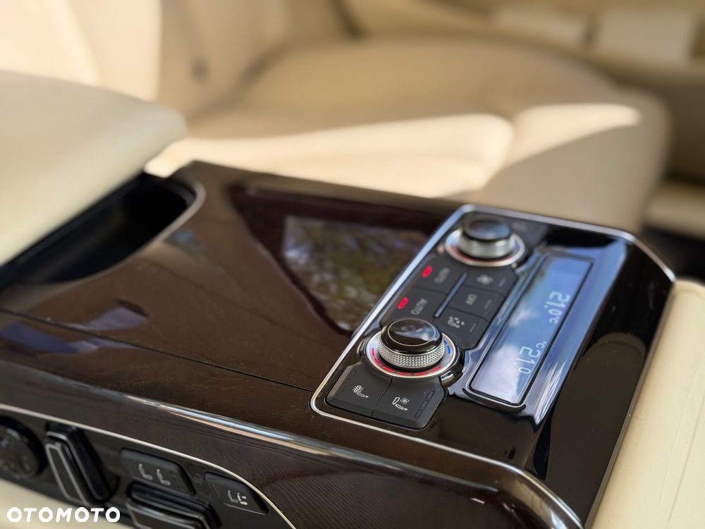 Audi A8 4.2 TDI L Quattro - 9