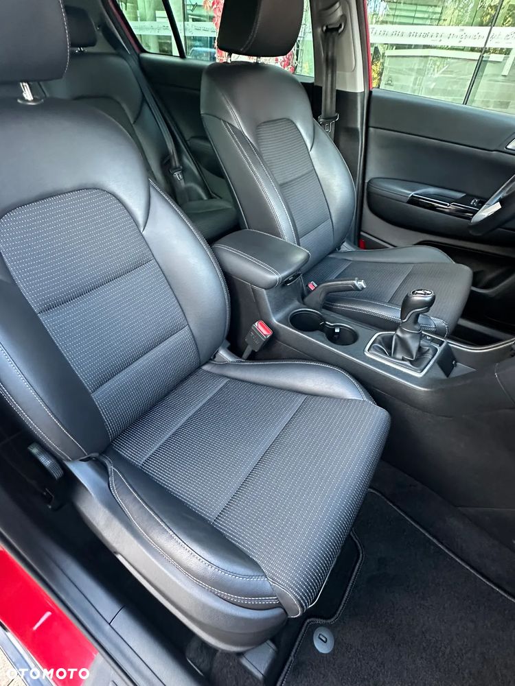 Kia Sportage 1.6 T-GDI L Business Line 2WD - 36