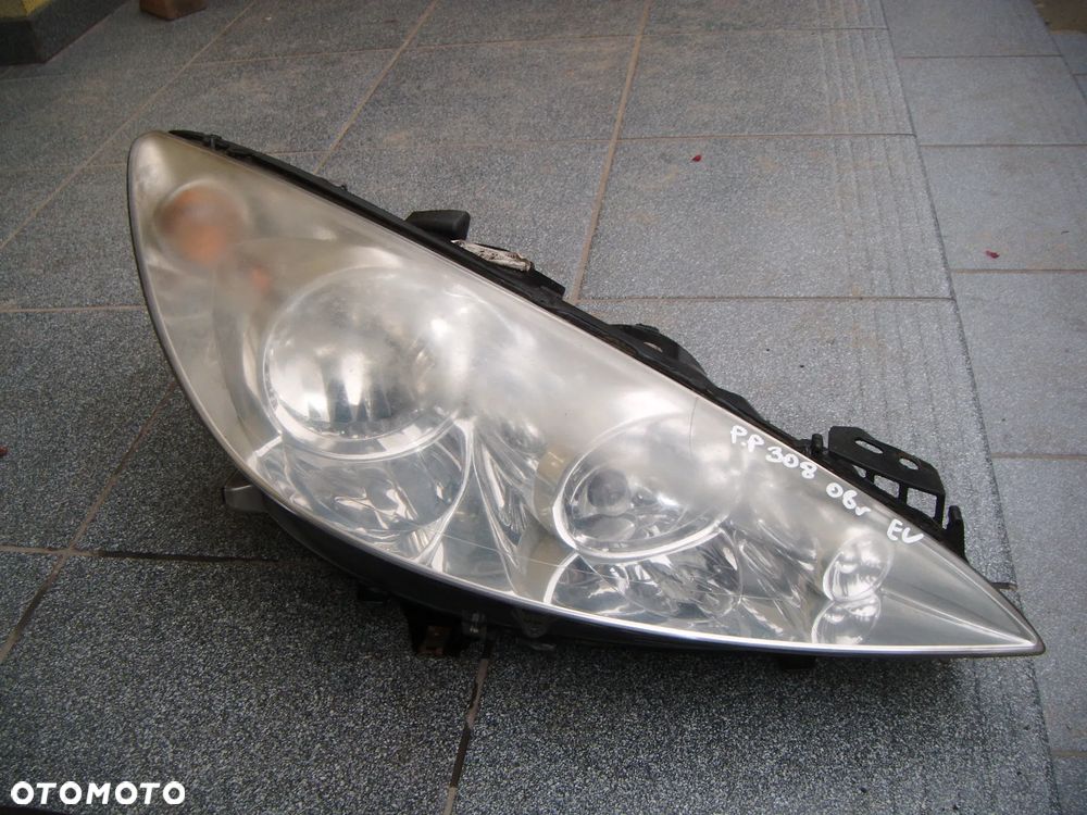 peugeot 308 08r lampa prawy przód 9656162480 - 1