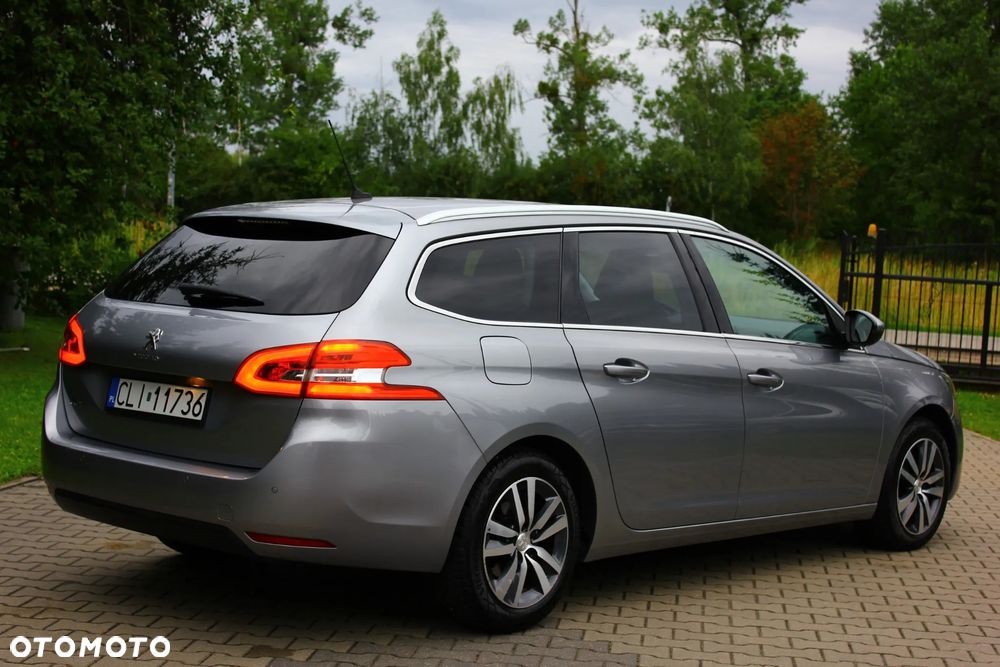 Peugeot 308 BlueHDi FAP 130 Stop & Start Allure - 17