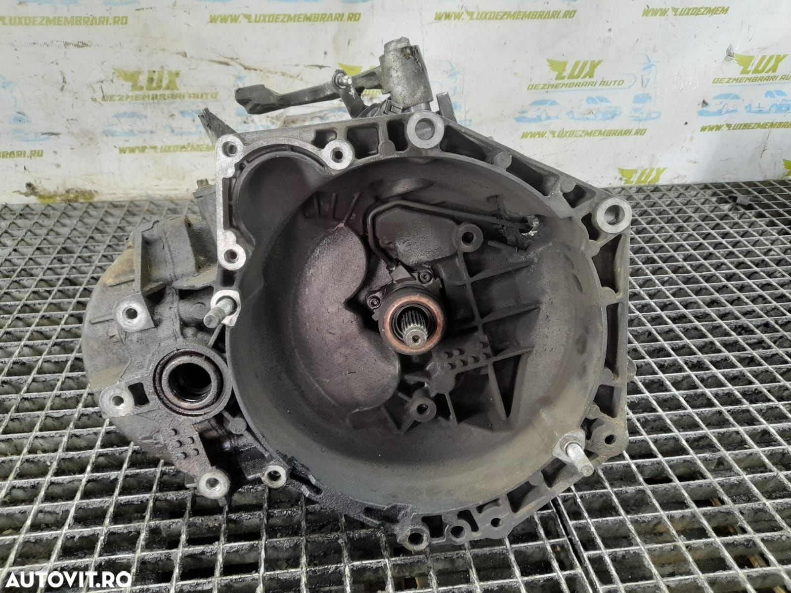 Cutie de viteze manuala 6 trepte 1.9 cdti 55192042 Opel Astra H [2004 - 4