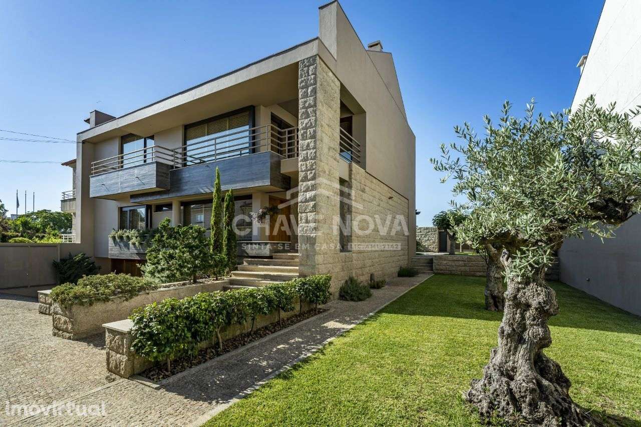 Moradia T4+1 de Luxo em Matosinhos - Grande imagem: 2/25