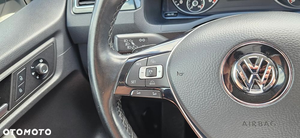 Volkswagen Caddy 2.0 TDI Highline DSG - 24