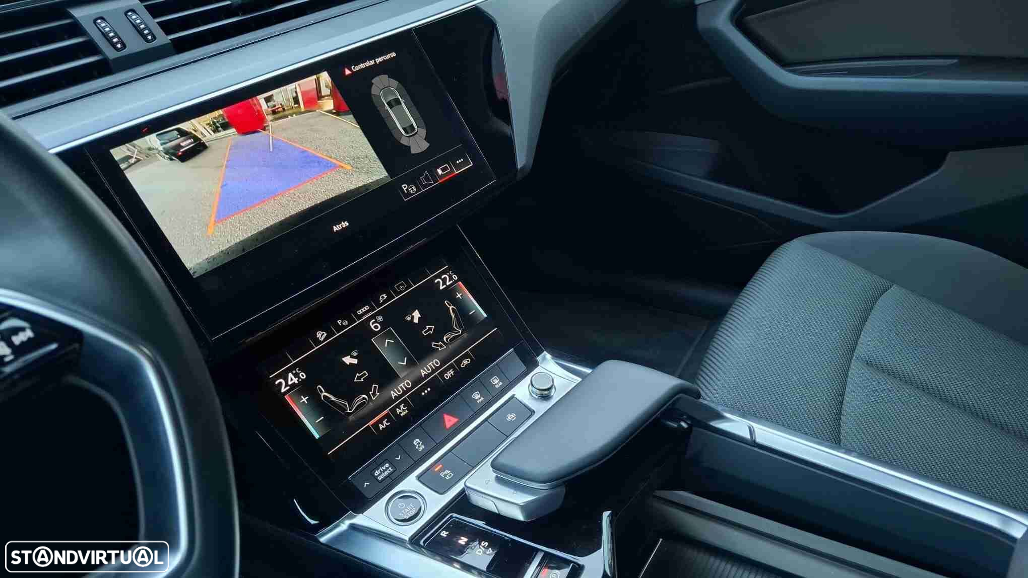 Audi Q8 e-Tron 55 quattro Advanced - 14