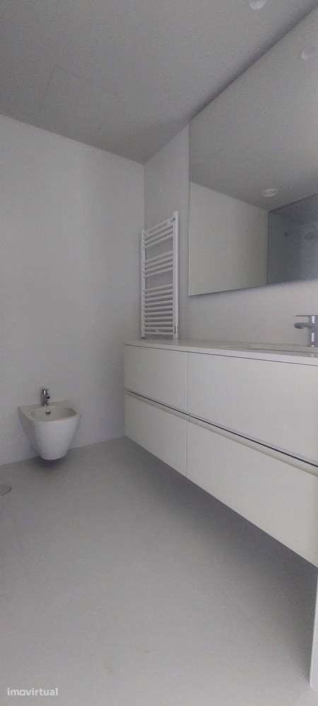 APARTAMENTO T1 - BARCELINHOS - Grande imagem: 3/5