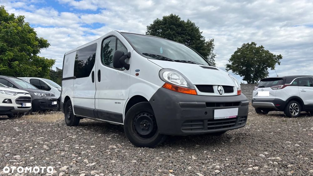 Renault TRAFIC - 1