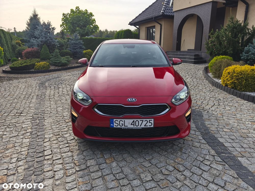 Kia Ceed 1.4 T-GDI DCT OPF Vision - 17