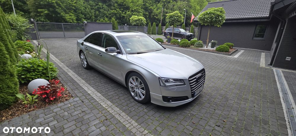 Audi A8 - 1