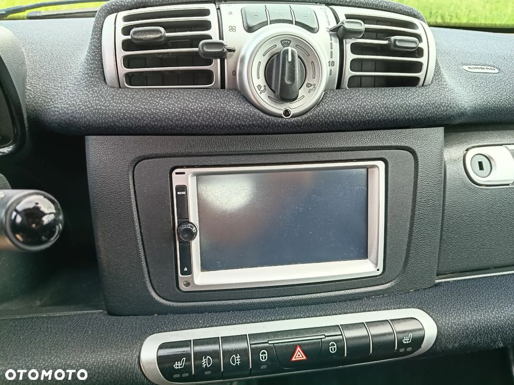 Smart Fortwo softouch edition iceshine micro hybrid drive - 10