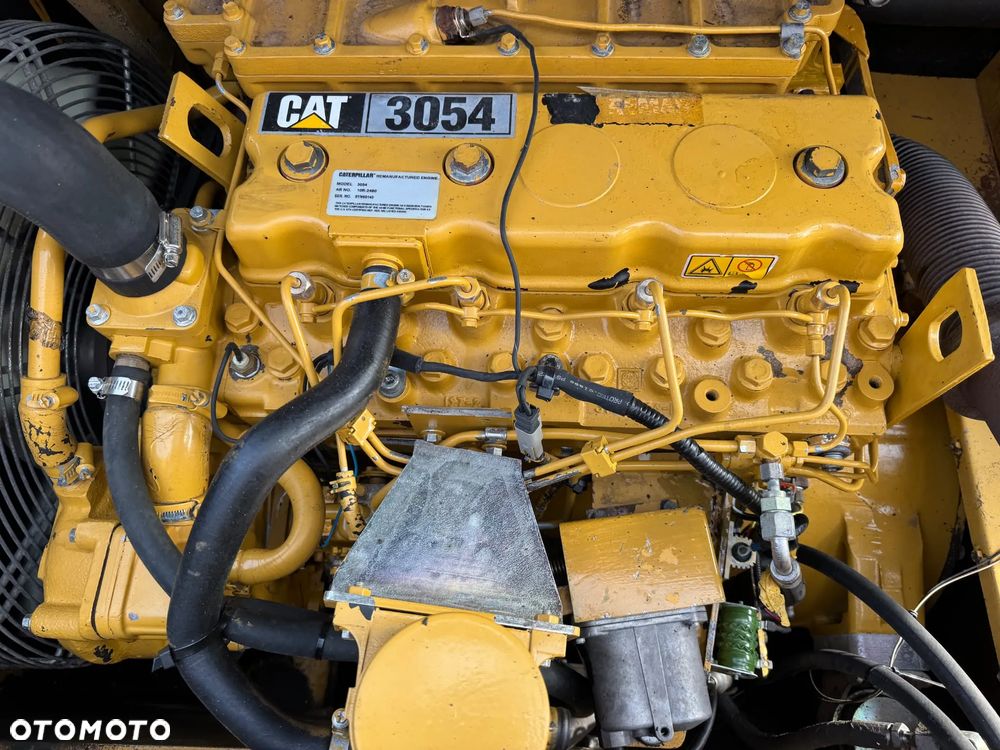 Caterpillar M315 - 9