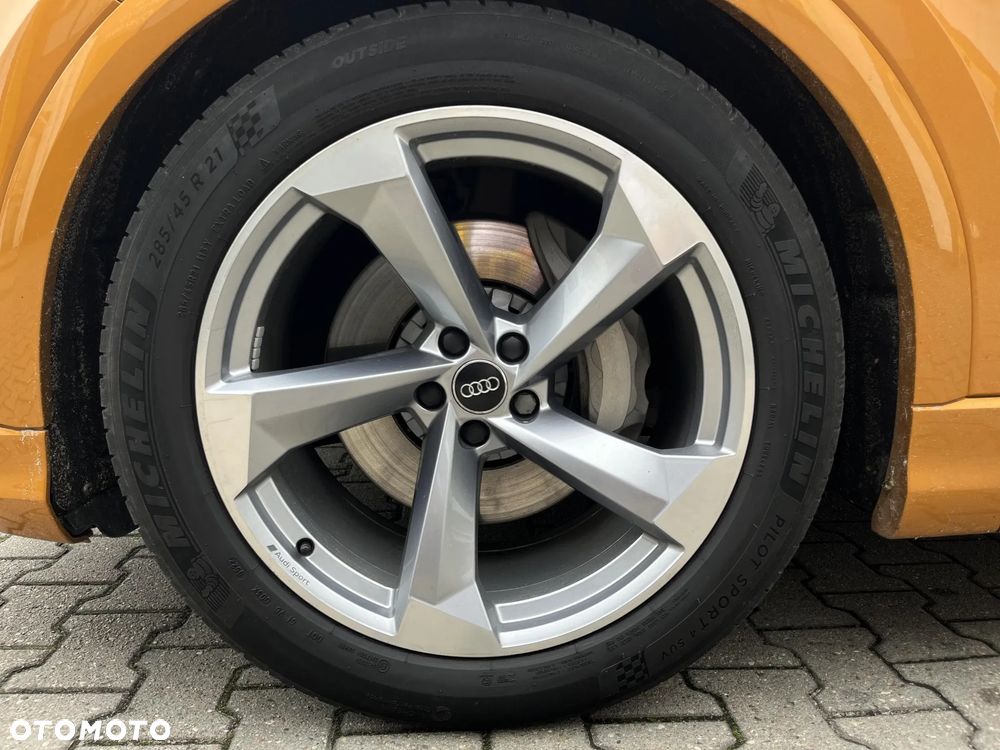 Audi Q8 - 16