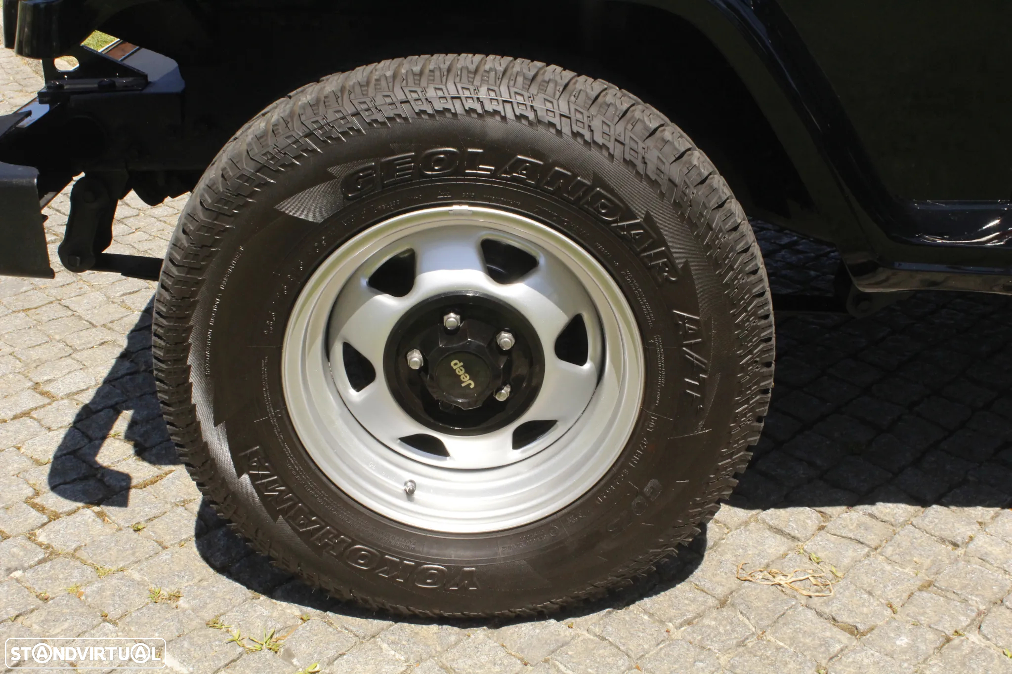 Jeep Wrangler - 24