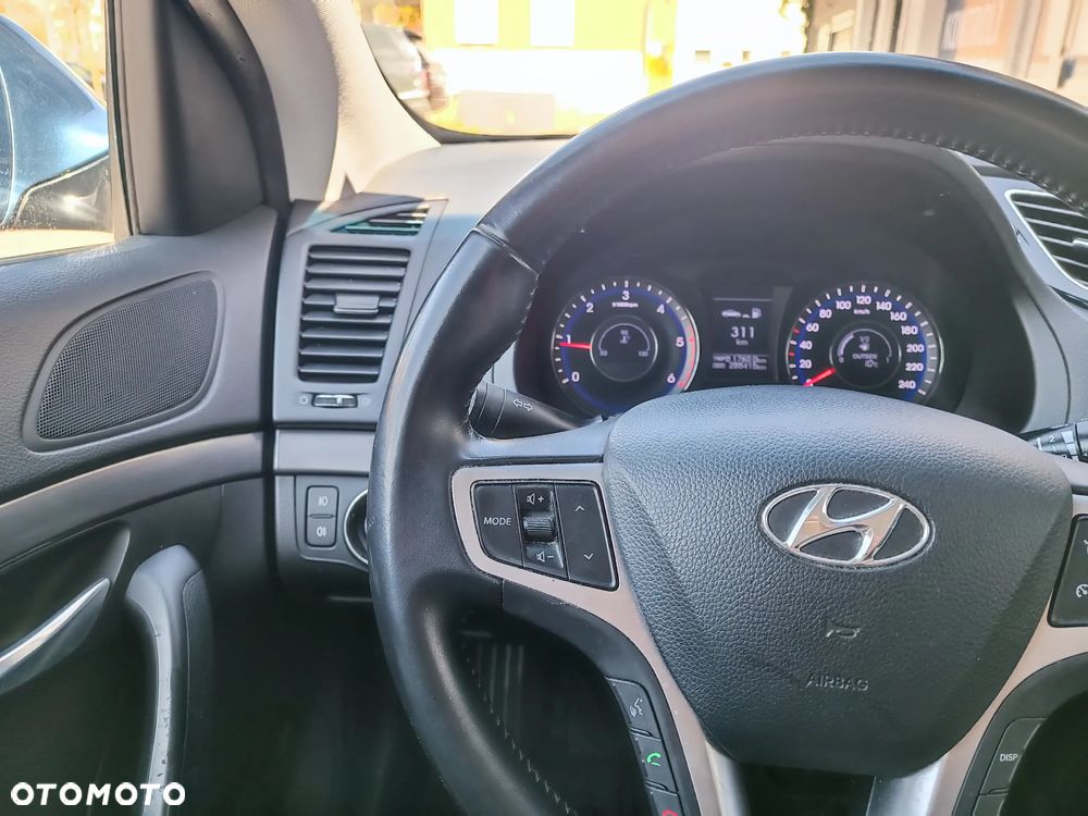 Hyundai i40 1.7 CRDi Comfort + - 16