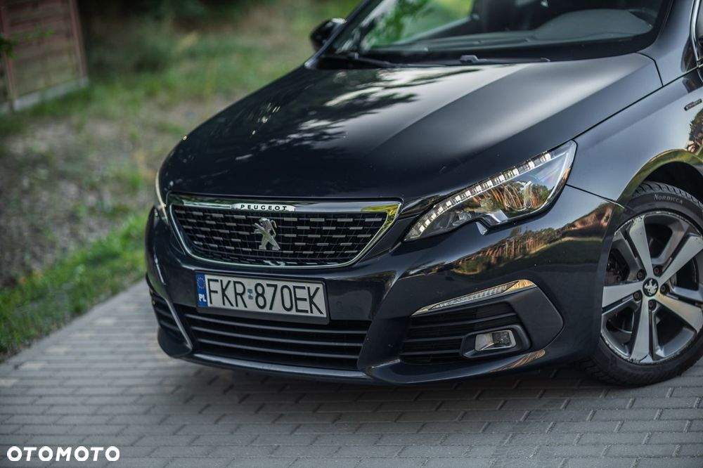 Peugeot 308 2.0 Blue HDi Allure S&S - 2