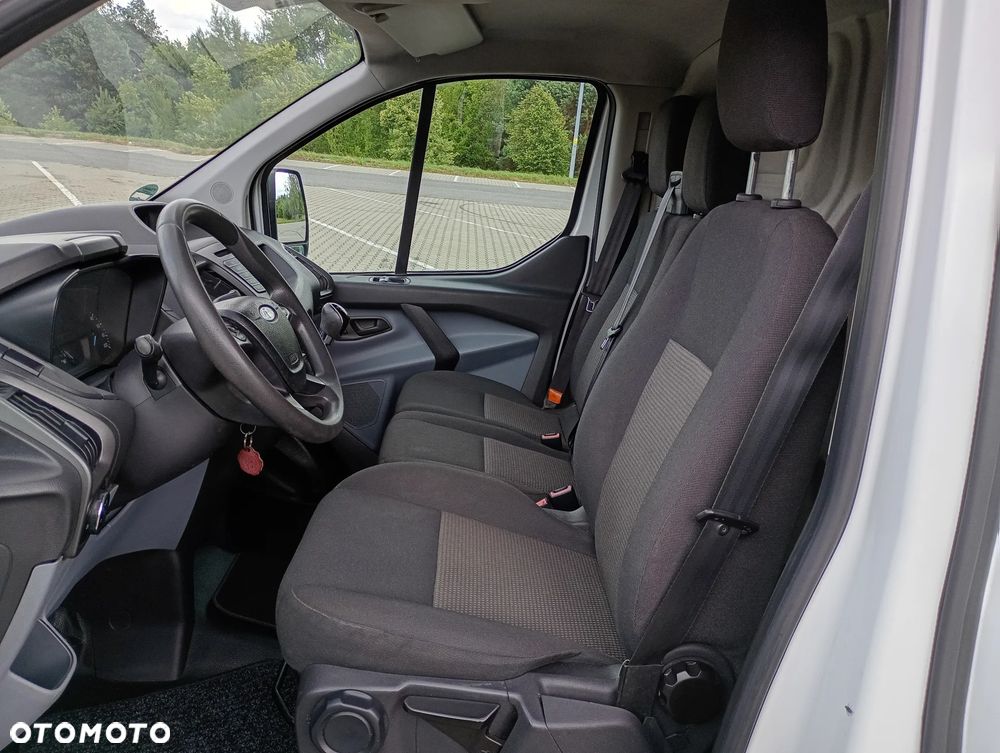 Ford Transit Custom - 24