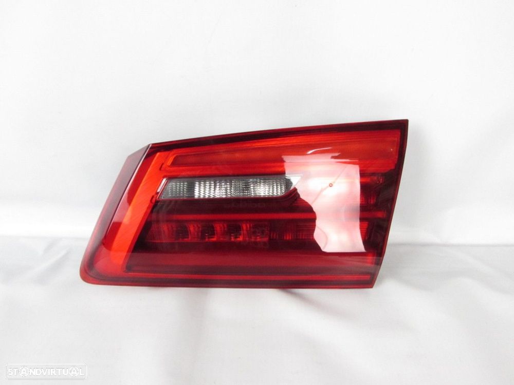 Farolim da Mala Direito Seminovo/ Original BMW 5 (G30, F90) 63217376474 - 1